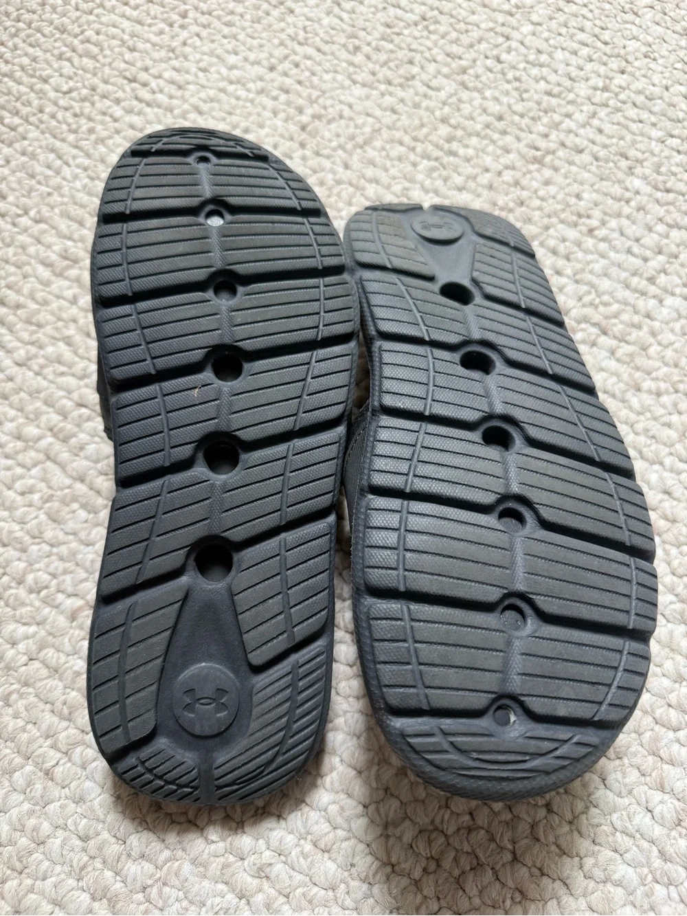 Under Armour Kids' Black Slide Sandals with Cushioned Footbed Size 6Y